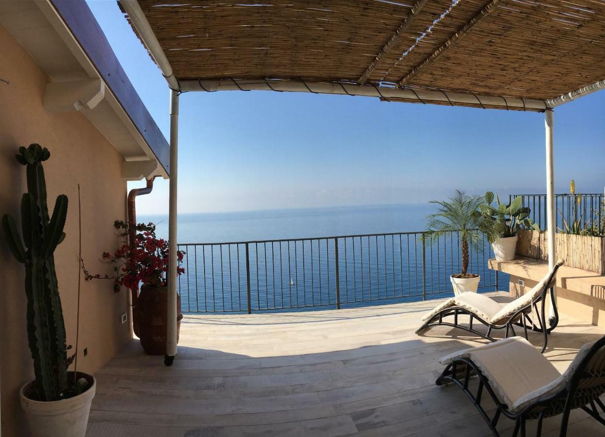 House In Grimaldi. Spectacular View Over The French Riviera! Грімальді Екстер'єр фото